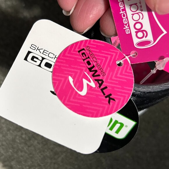 NWT Skechers GO WALK 3 Black Slip-on Walking Sneakers Women's Size 9 - Picture 13 of 14